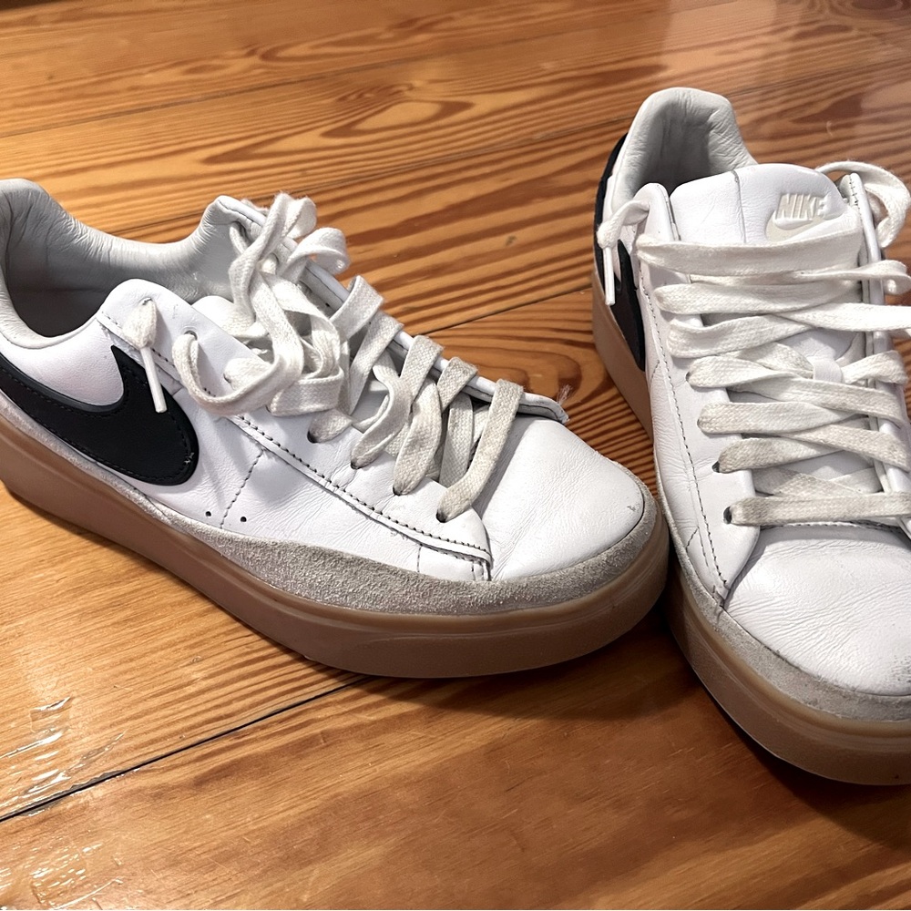 Nike Blazer Phantom Low. Men’s size 8.